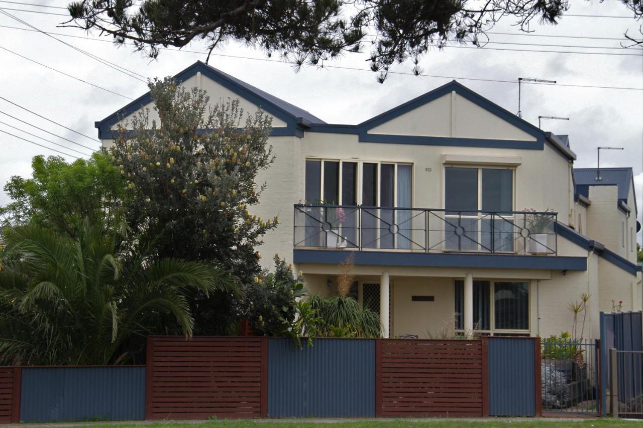 Villa Sea Breeze On The Esplanade Lakes Entrance Exterior foto